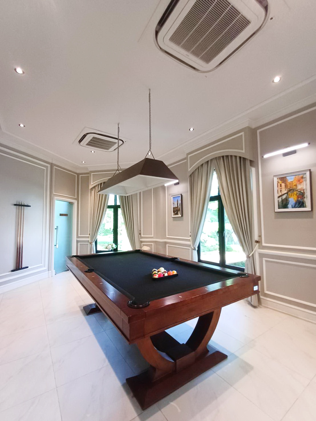 gallery